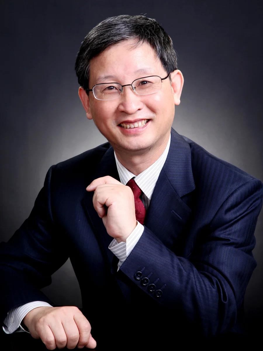 陈兴良 — 北京大学博雅讲席教授,中国刑法学领军人物