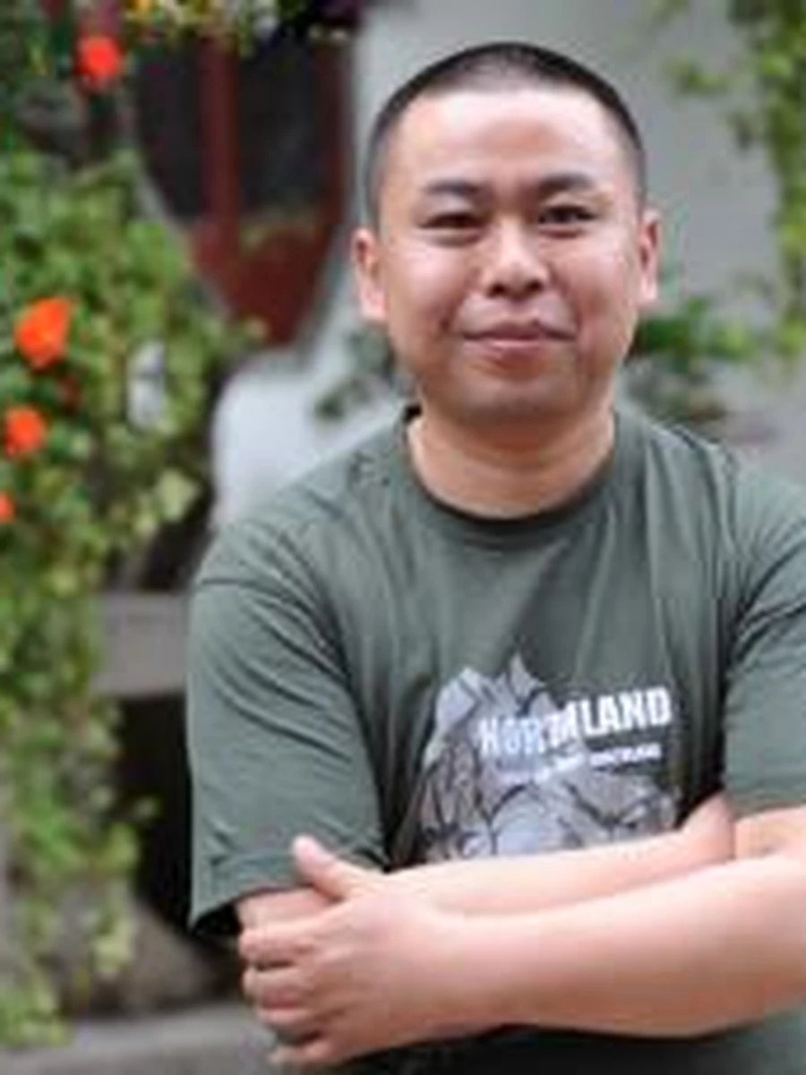 侯晓锋 — 侯弥勒 · 中国玉石雕刻大师