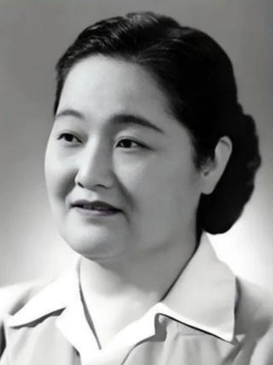 史良 — 新中国首任司法部部长,妇女运动领袖