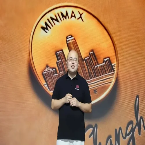 闫俊杰 — MiniMax创始人兼CEO